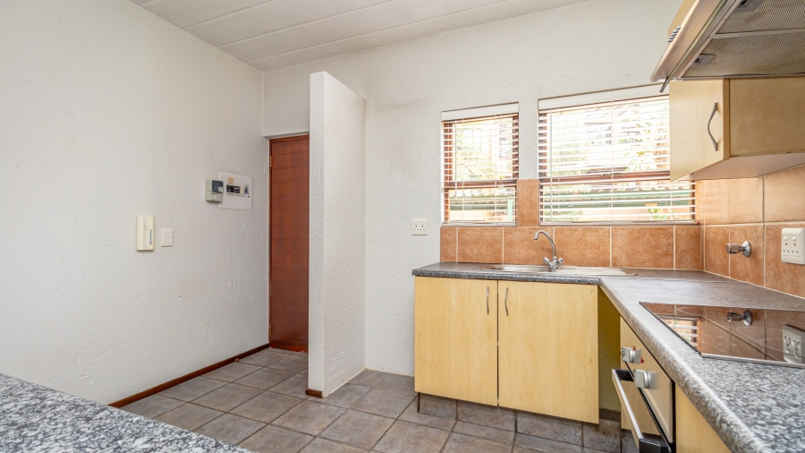 2 Bedroom Property for Sale in Douglasdale Gauteng