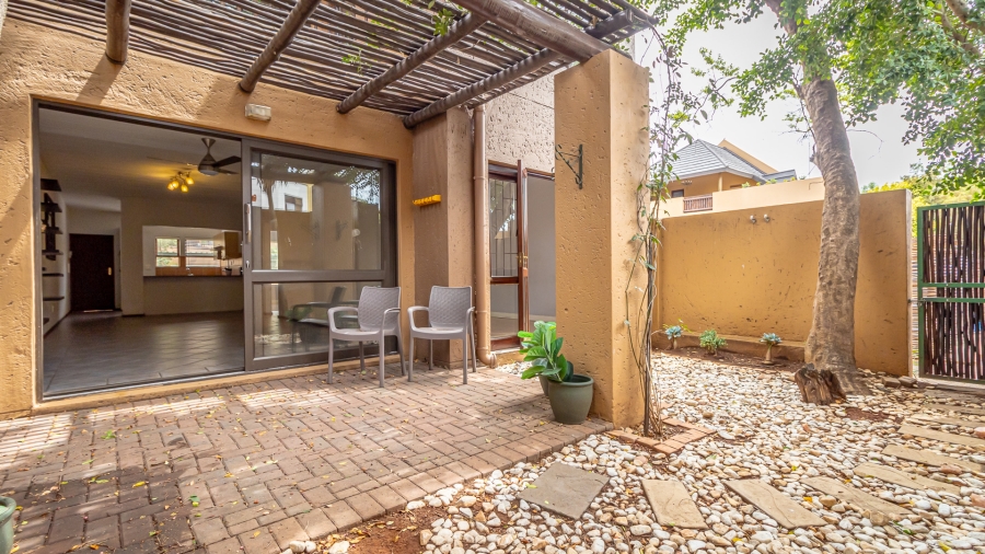 2 Bedroom Property for Sale in Douglasdale Gauteng