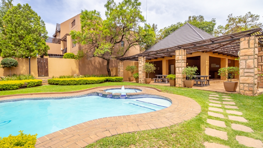 2 Bedroom Property for Sale in Douglasdale Gauteng