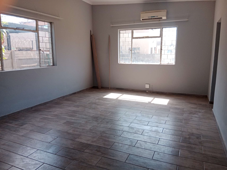 4 Bedroom Property for Sale in Booysens Gauteng