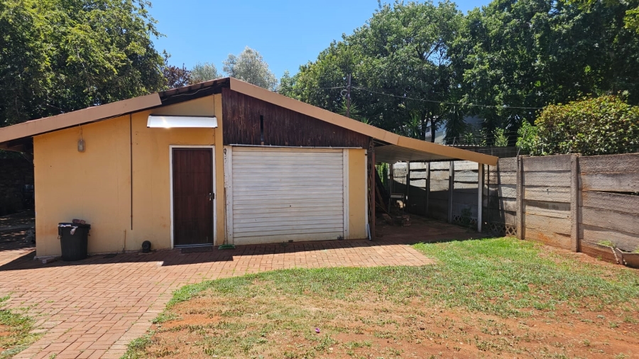 4 Bedroom Property for Sale in Eldoraigne Gauteng