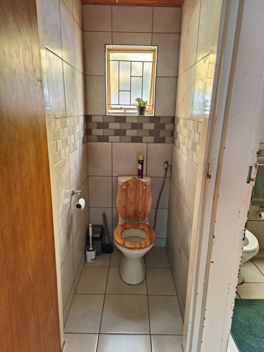 4 Bedroom Property for Sale in Eldoraigne Gauteng