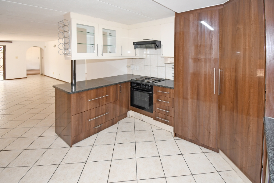 4 Bedroom Property for Sale in Barbeque Downs Gauteng