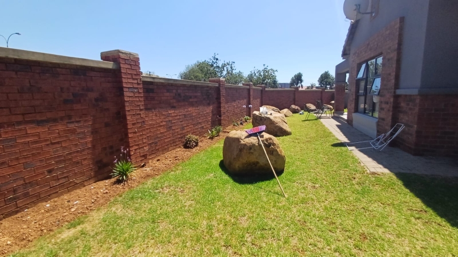 To Let 3 Bedroom Property for Rent in Meyersdal Nature Estate Gauteng