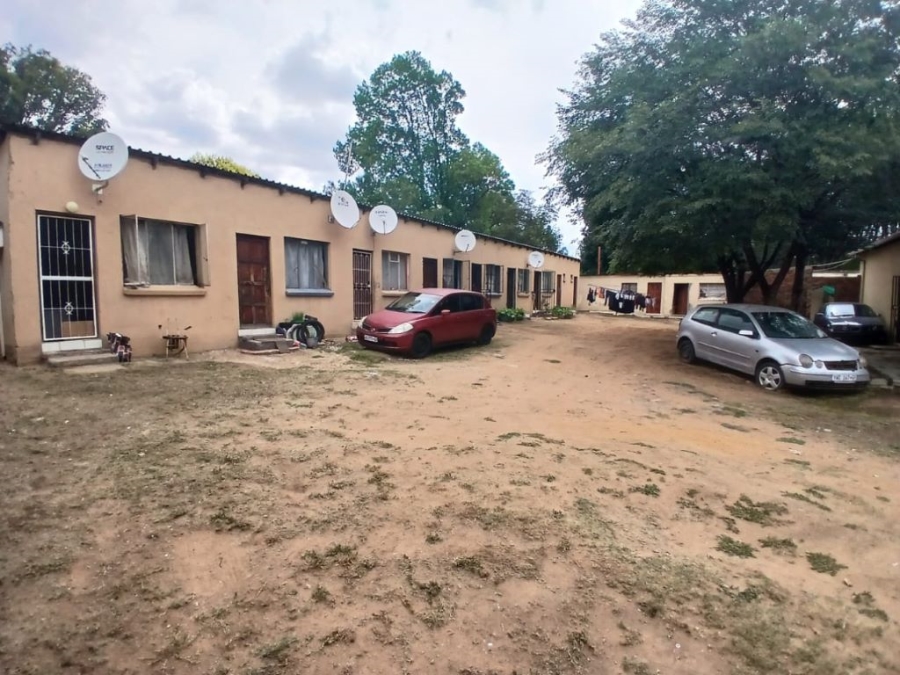 7 Bedroom Property for Sale in Parkhill Gardens Gauteng