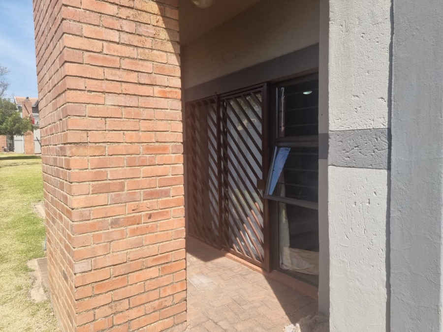 To Let 2 Bedroom Property for Rent in Rynfield Gauteng