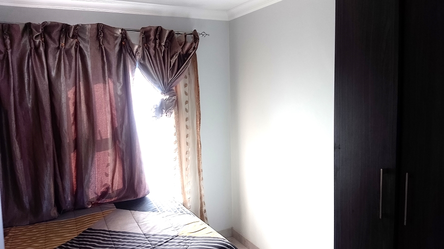 To Let 3 Bedroom Property for Rent in Olievenhoutbosch Gauteng