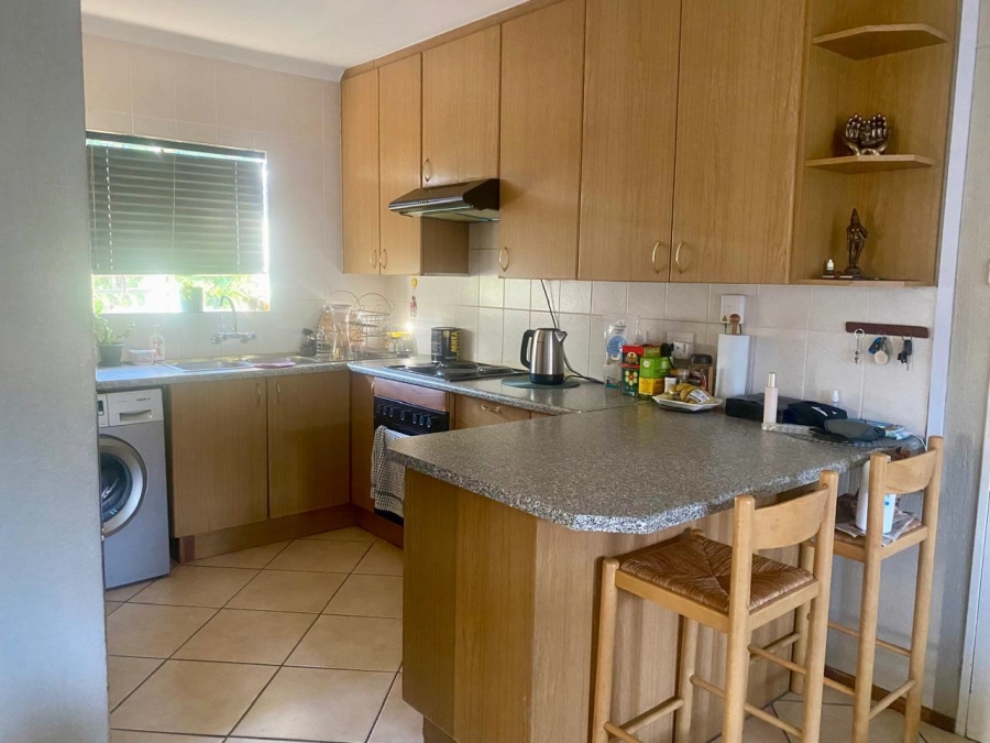 To Let 2 Bedroom Property for Rent in Kyalami Hills Gauteng