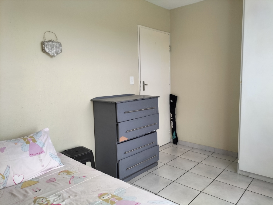 2 Bedroom Property for Sale in Discovery Gauteng