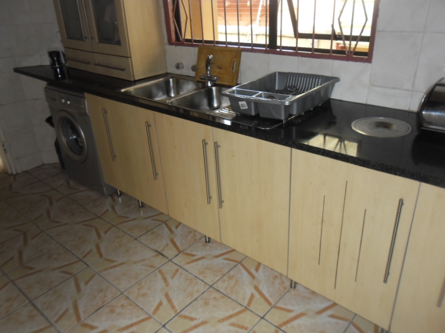 4 Bedroom Property for Sale in Lindhaven Gauteng