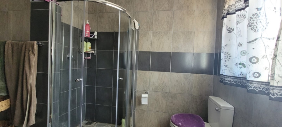 4 Bedroom Property for Sale in Vanderbijlpark SW 1 Gauteng