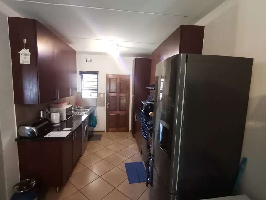 3 Bedroom Property for Sale in Albertsdal Gauteng