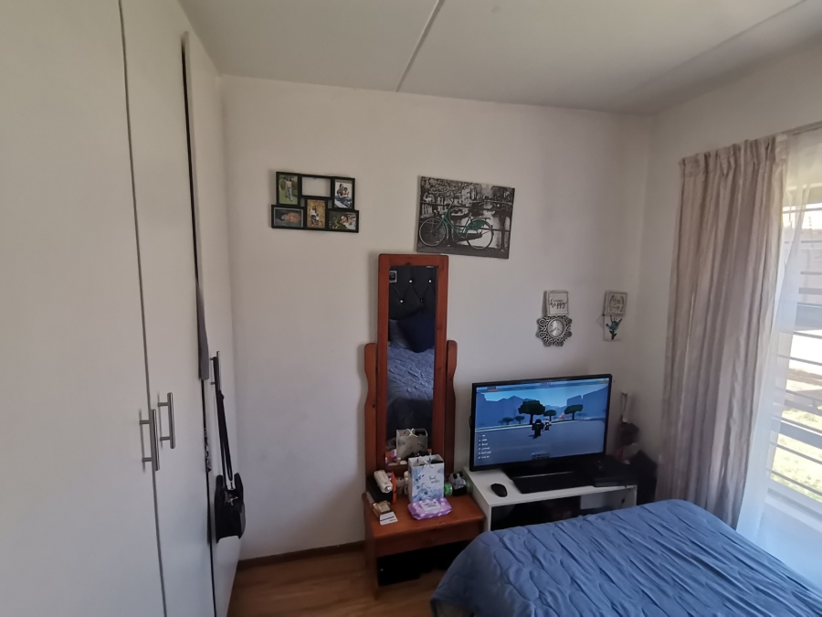 3 Bedroom Property for Sale in Albertsdal Gauteng