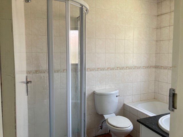 2 Bedroom Property for Sale in Helderwyk Gauteng