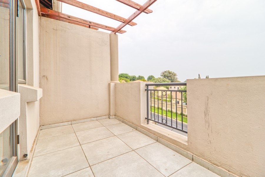 2 Bedroom Property for Sale in Broadacres Gauteng