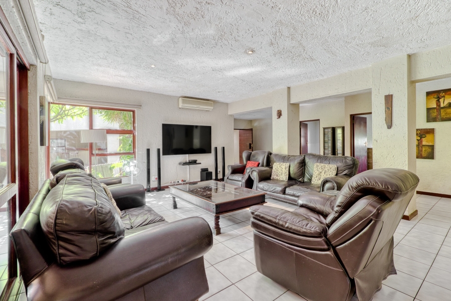 5 Bedroom Property for Sale in Douglasdale Gauteng