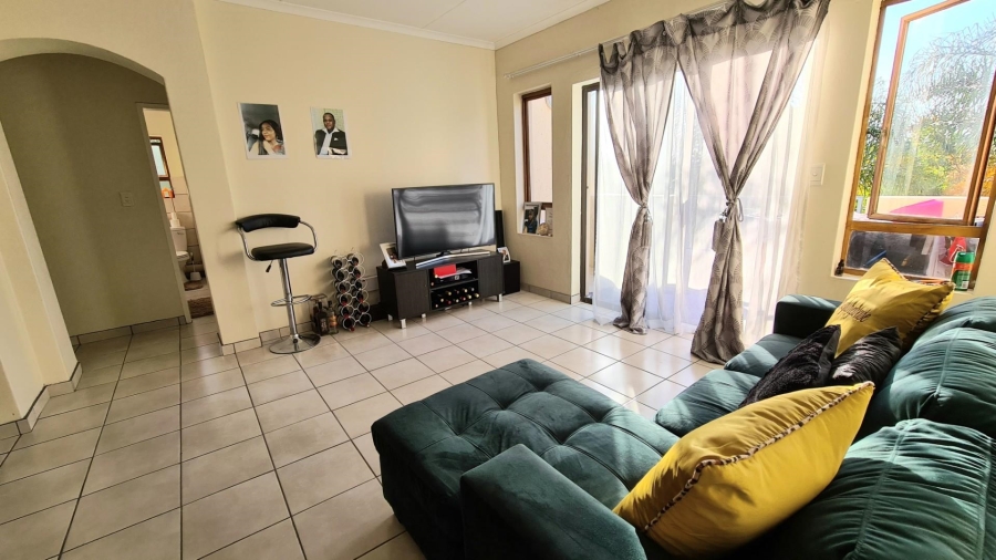 2 Bedroom Property for Sale in Fourways Gauteng