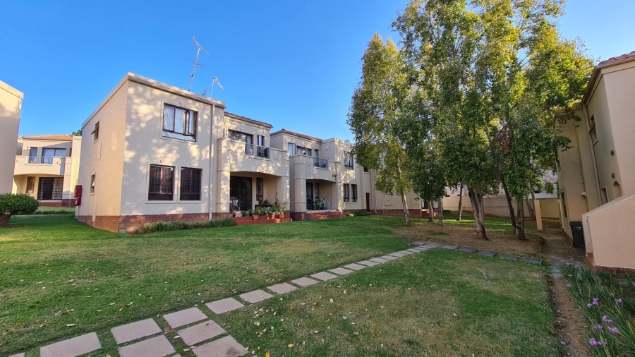 2 Bedroom Property for Sale in Fourways Gauteng