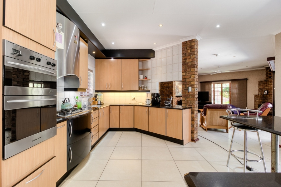 5 Bedroom Property for Sale in Fourways Gauteng