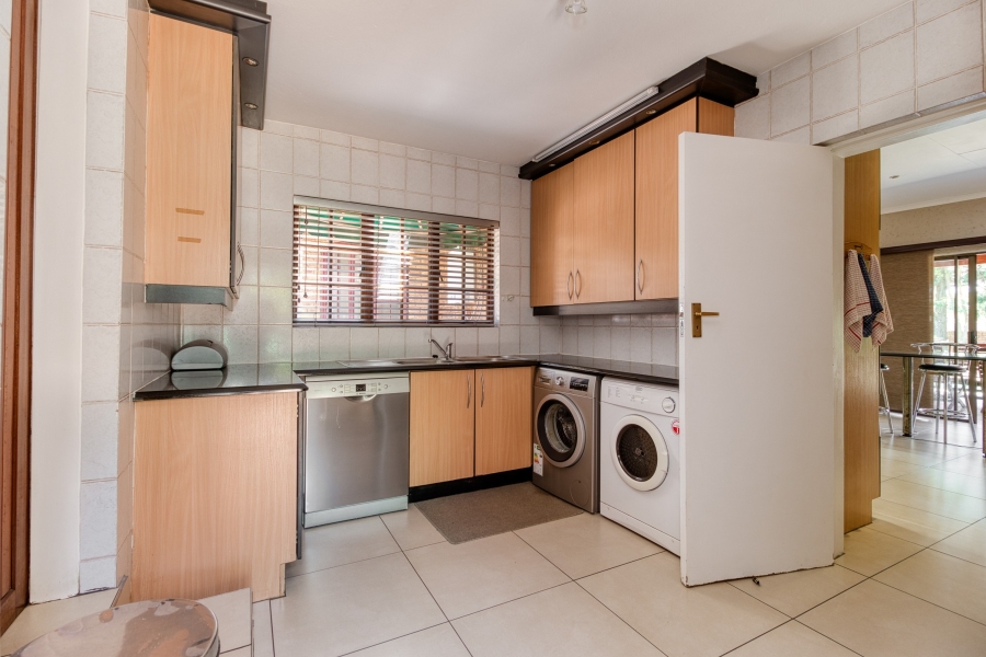 5 Bedroom Property for Sale in Fourways Gauteng