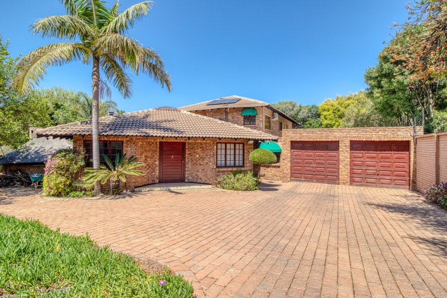 5 Bedroom Property for Sale in Fourways Gauteng