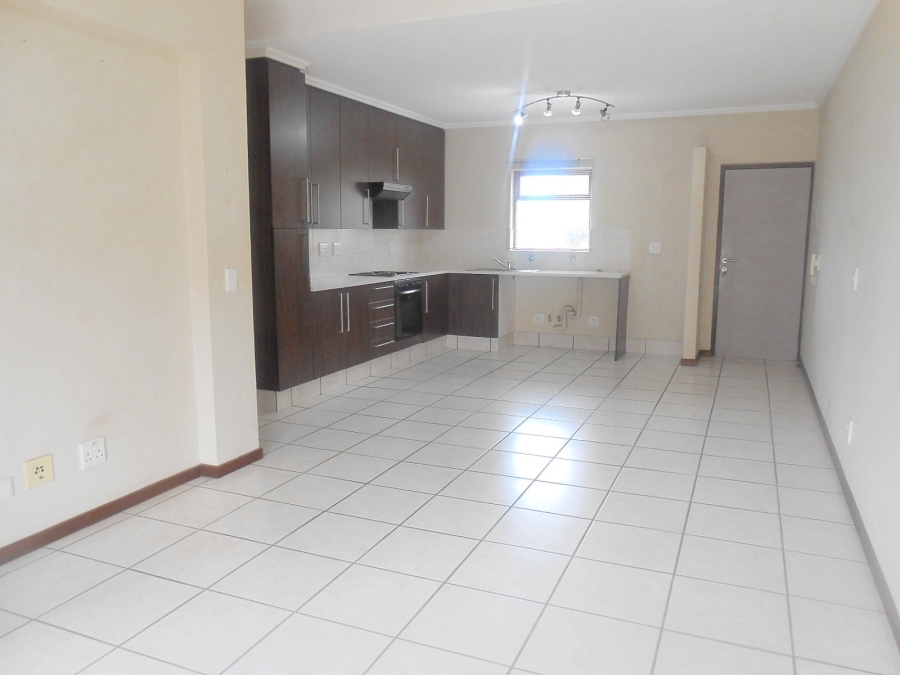 To Let 2 Bedroom Property for Rent in Lonehill Gauteng