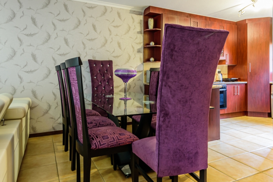 To Let 2 Bedroom Property for Rent in Monument Gauteng