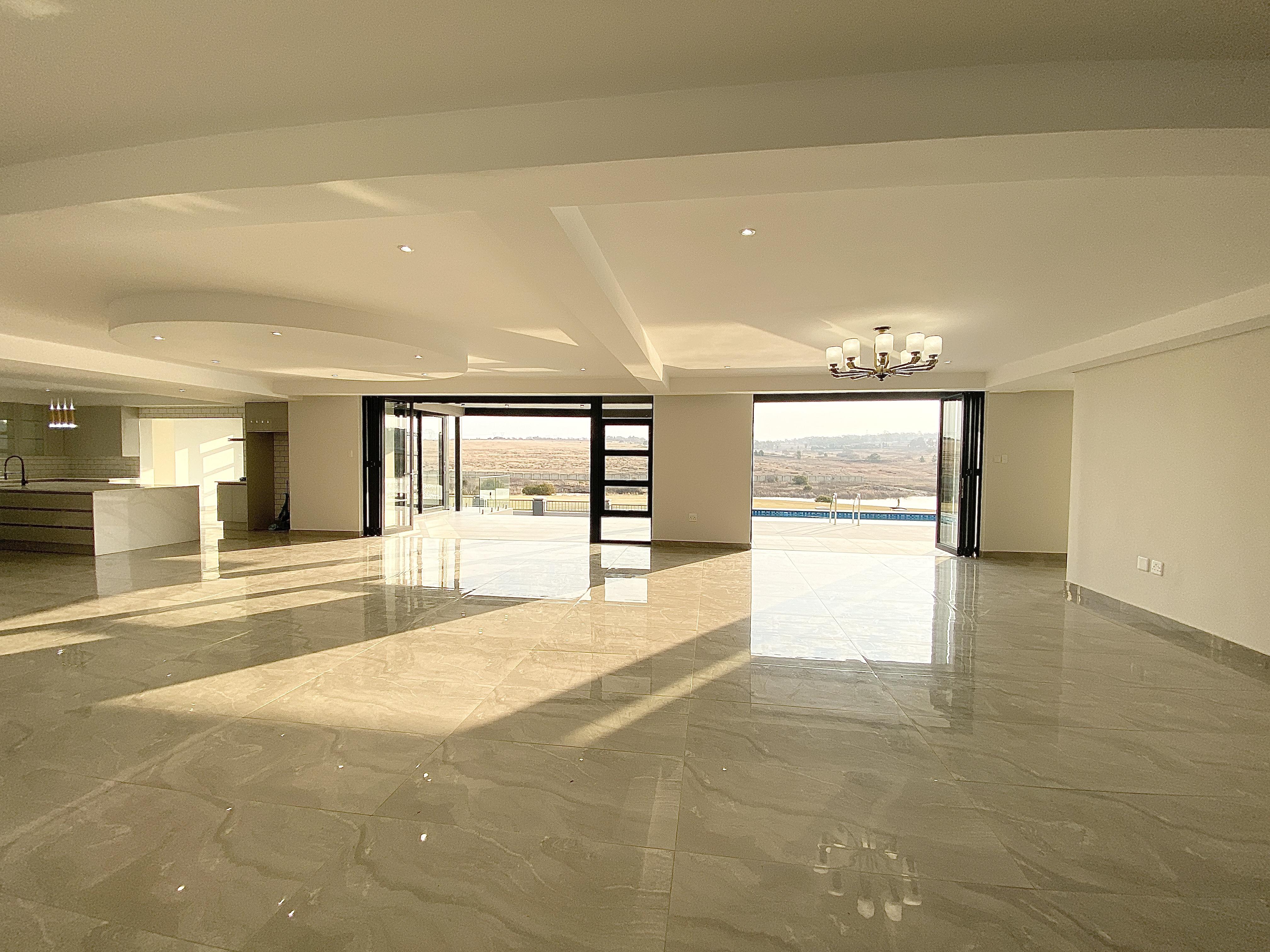 6 Bedroom Property for Sale in Copperleaf Estate Gauteng