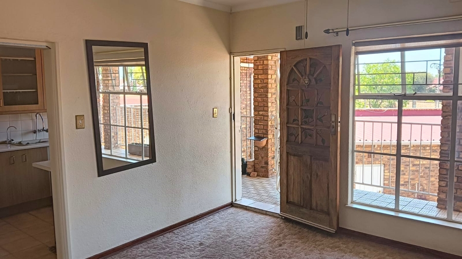 3 Bedroom Property for Sale in Edleen Gauteng