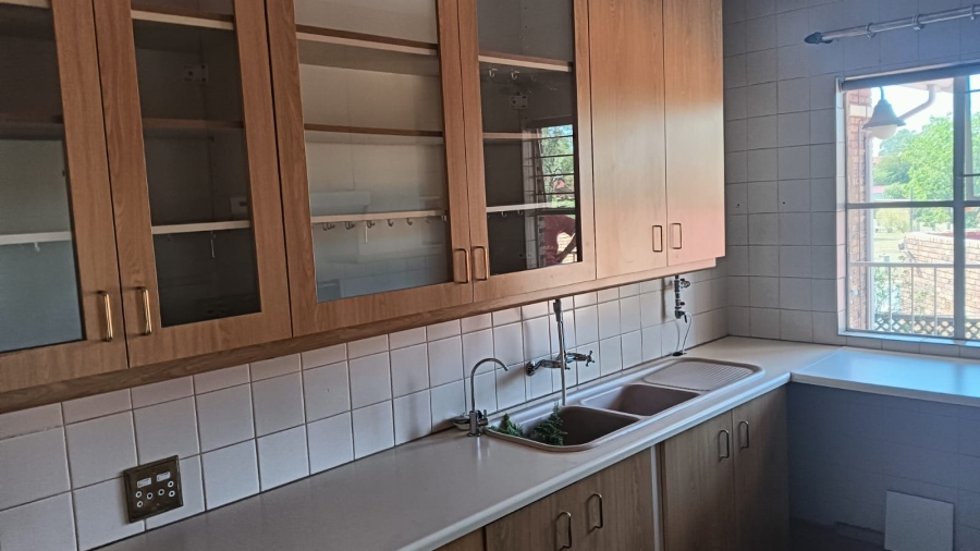 3 Bedroom Property for Sale in Edleen Gauteng