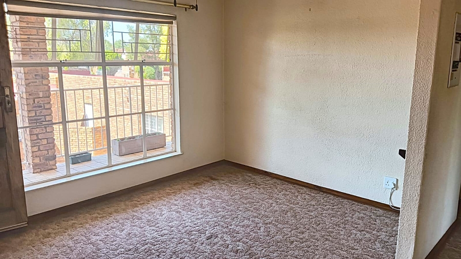 3 Bedroom Property for Sale in Edleen Gauteng