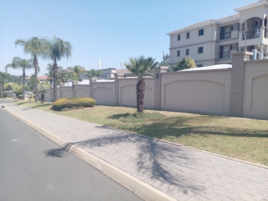 2 Bedroom Property for Sale in Noordwyk Gauteng