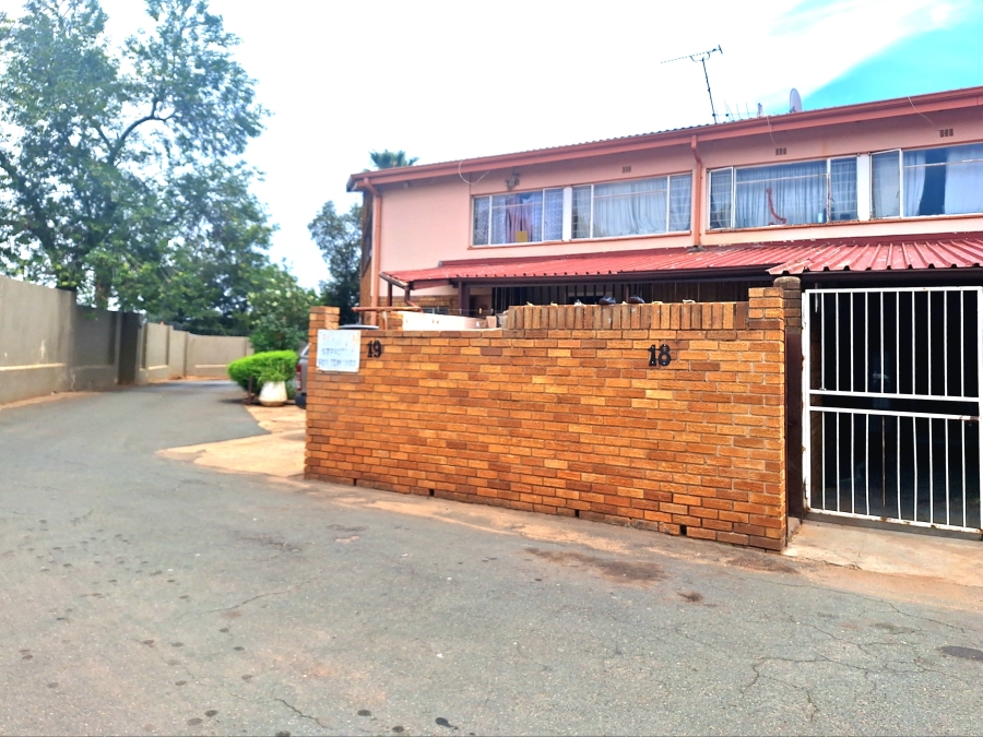 3 Bedroom Property for Sale in Windsor West Gauteng