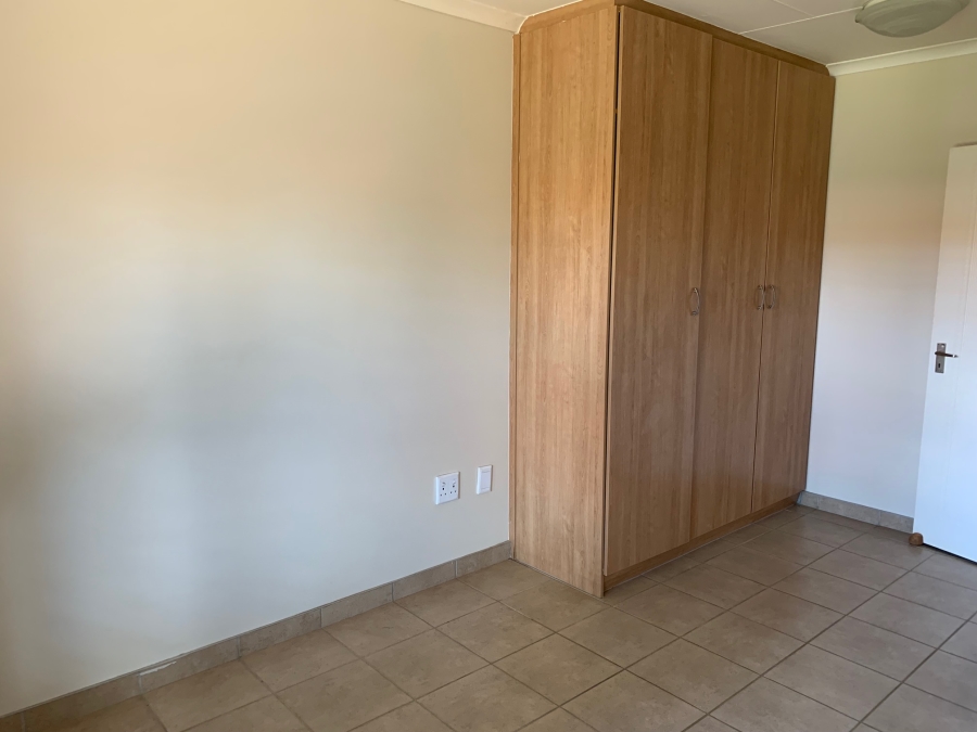 2 Bedroom Property for Sale in Willow Park Manor Gauteng