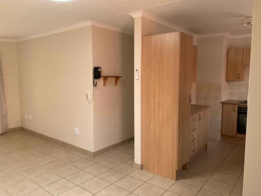 2 Bedroom Property for Sale in Willow Park Manor Gauteng