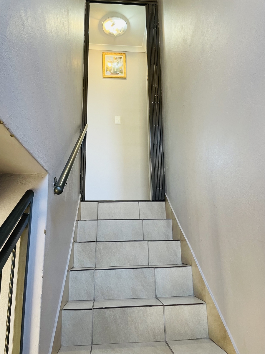 3 Bedroom Property for Sale in Wilgeheuwel Gauteng