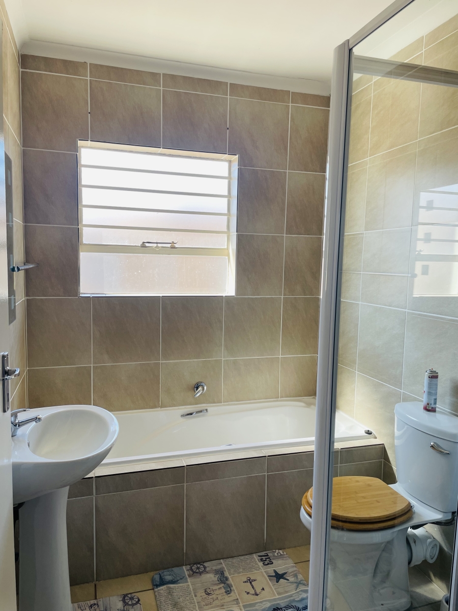 3 Bedroom Property for Sale in Wilgeheuwel Gauteng