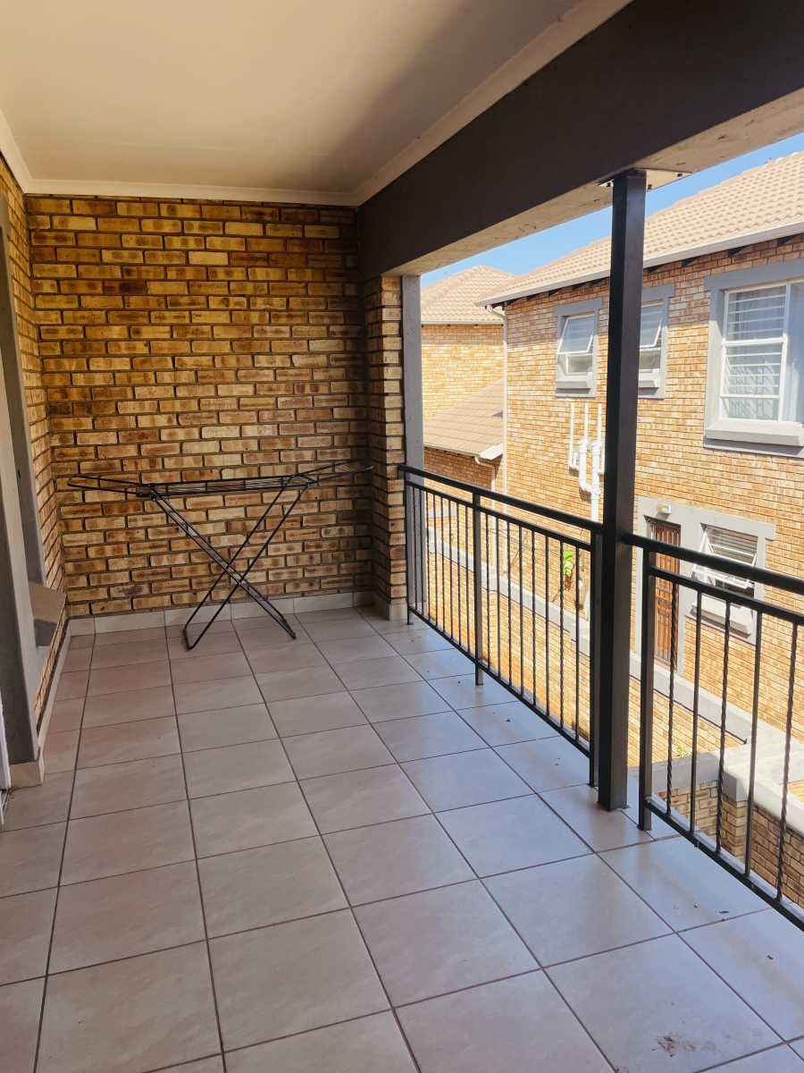 3 Bedroom Property for Sale in Wilgeheuwel Gauteng