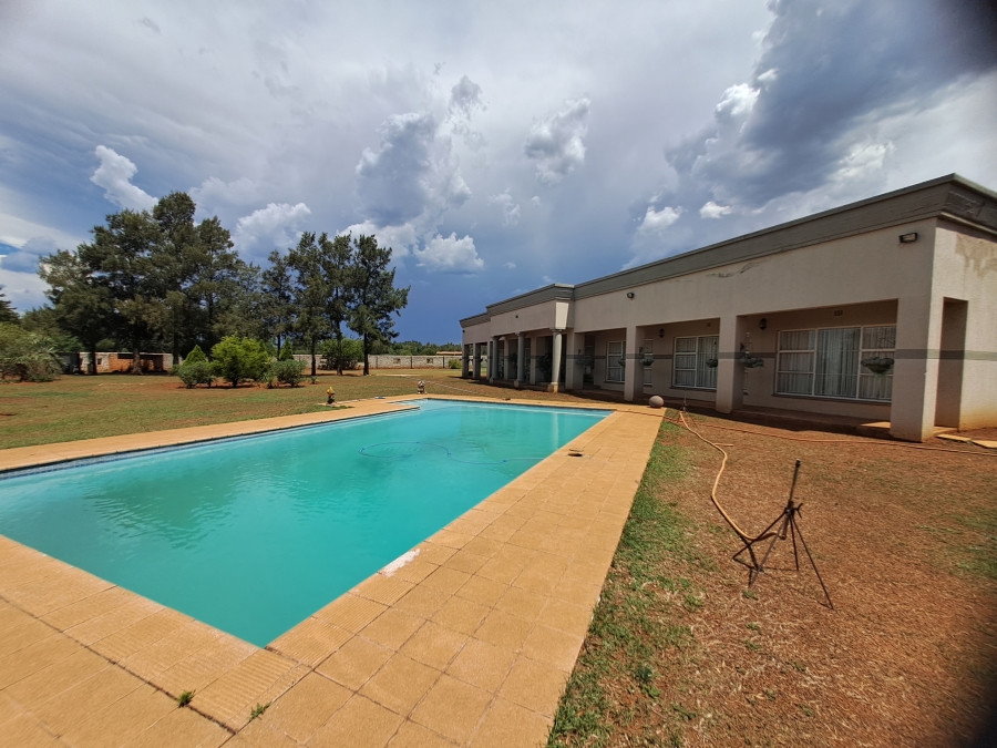 4 Bedroom Property for Sale in Tedderfield A H Gauteng