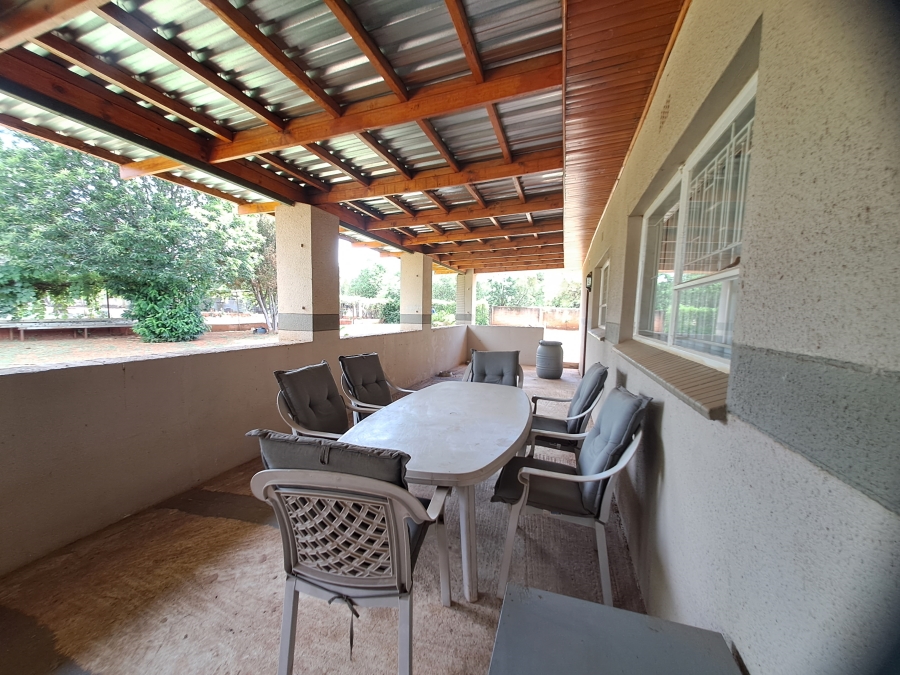 4 Bedroom Property for Sale in Tedderfield A H Gauteng