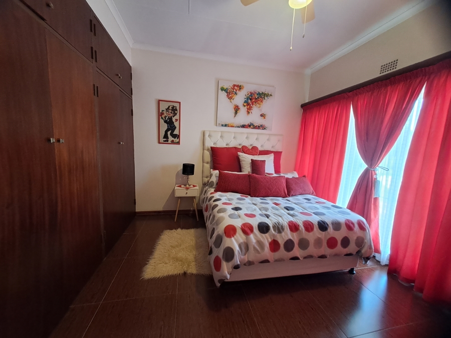 4 Bedroom Property for Sale in Tedderfield A H Gauteng