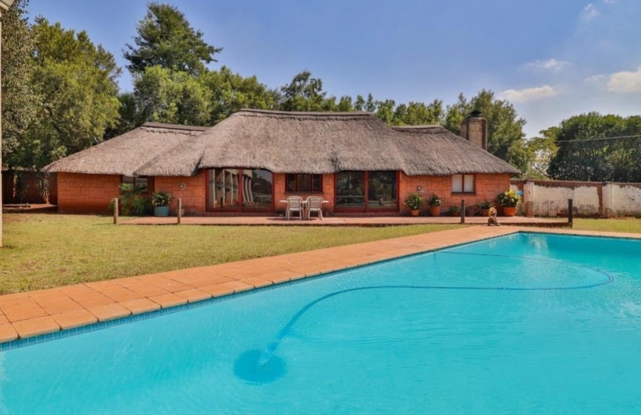 4 Bedroom Property for Sale in Tedderfield A H Gauteng