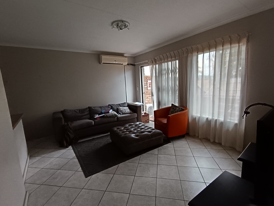 To Let 2 Bedroom Property for Rent in Doornpoort Gauteng