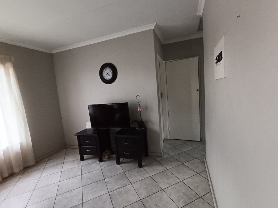 To Let 2 Bedroom Property for Rent in Doornpoort Gauteng