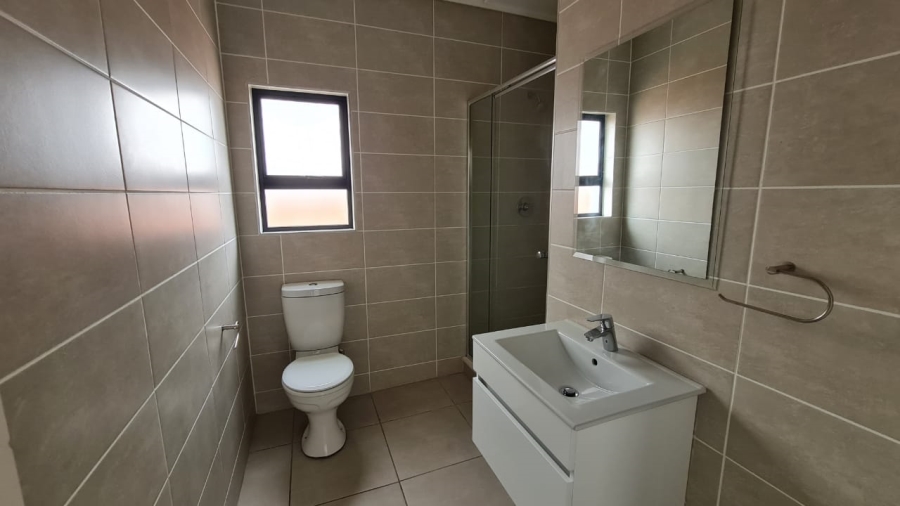 To Let 1 Bedroom Property for Rent in Modderfontein Gauteng