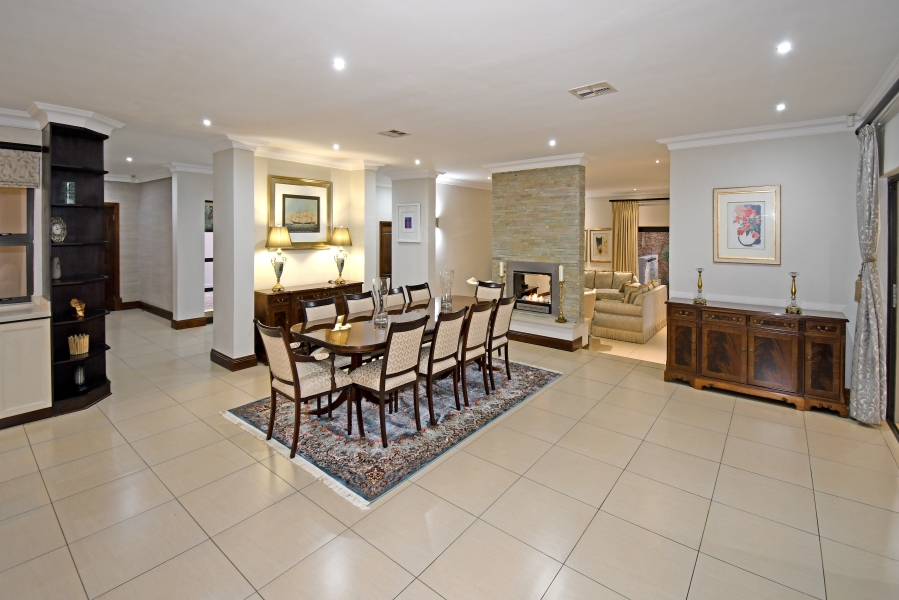 5 Bedroom Property for Sale in Bryanston Gauteng