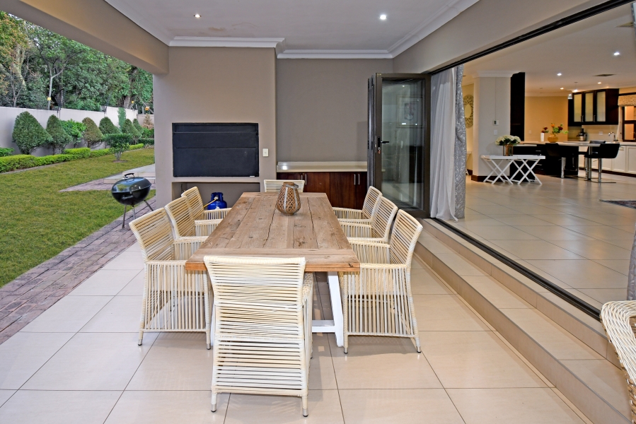 5 Bedroom Property for Sale in Bryanston Gauteng