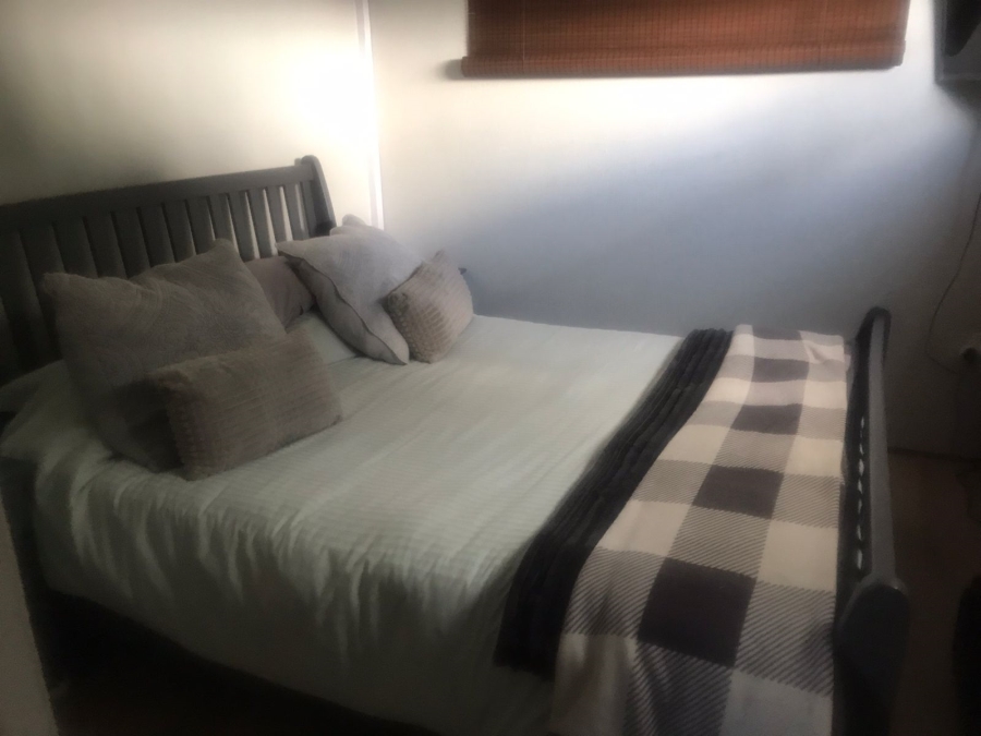 To Let 1 Bedroom Property for Rent in Lonehill Gauteng