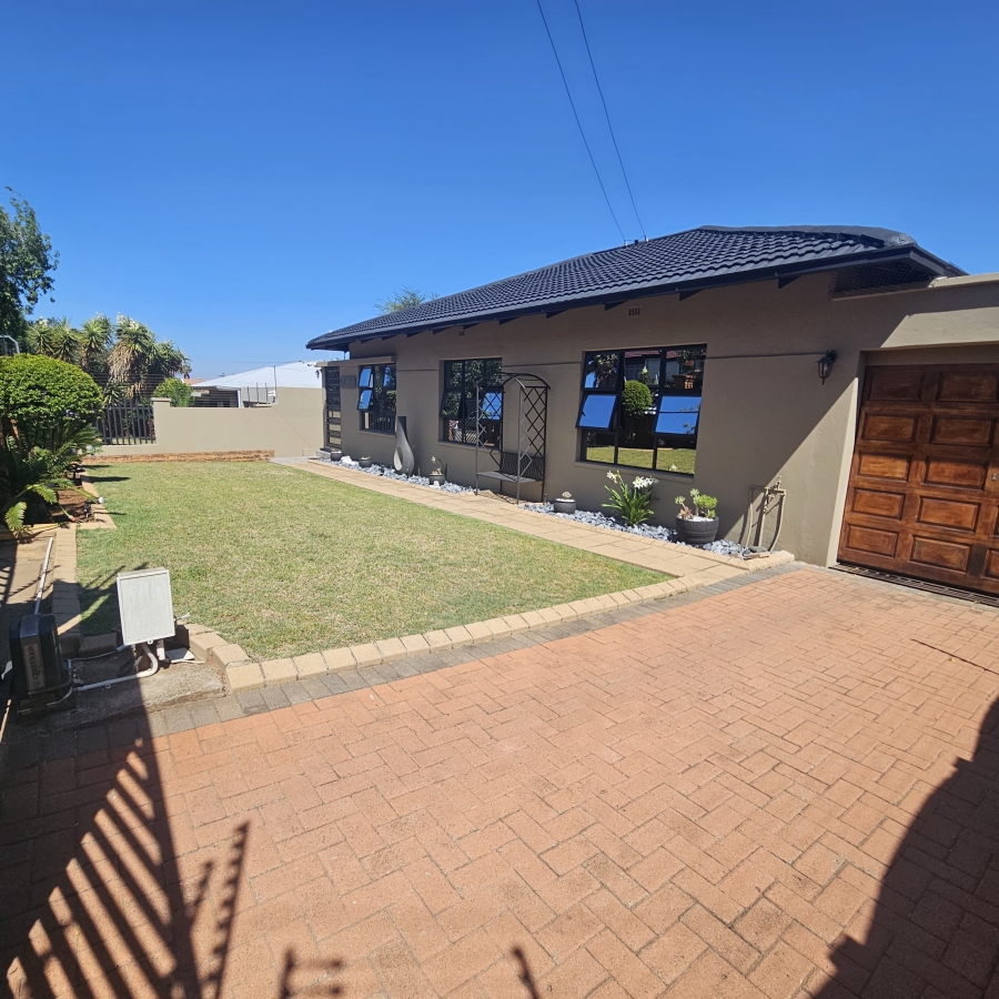 5 Bedroom Property for Sale in Solheim Gauteng