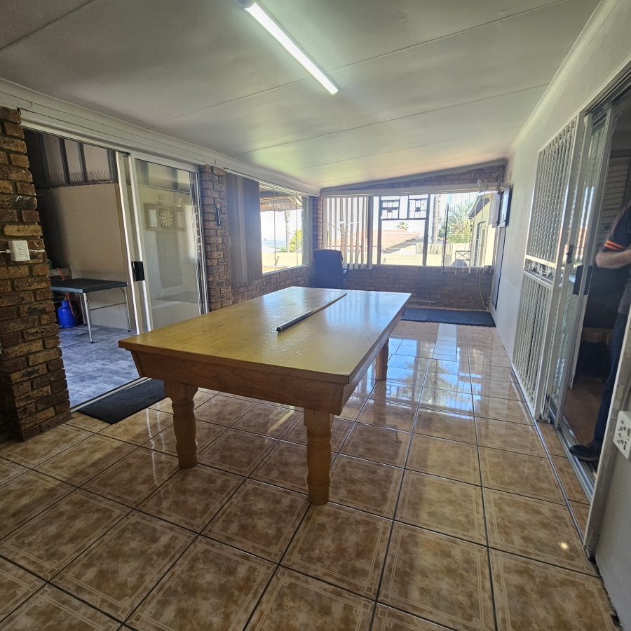 5 Bedroom Property for Sale in Solheim Gauteng